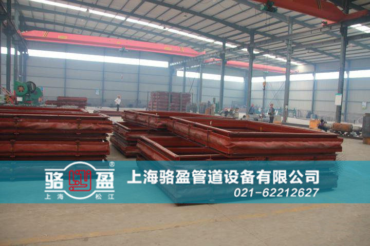 香港機(jī)場赤鱲角<a href=http://m.tayouhui.com target=_blank class=infotextkey>非金屬補(bǔ)償器</a>生產(chǎn)廠家